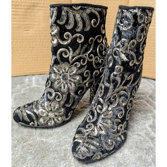 Wild Diva High Heel Ankle Boots Booties WOMENS 7.5 black gold embroidery sequins - Picture 1 of 8